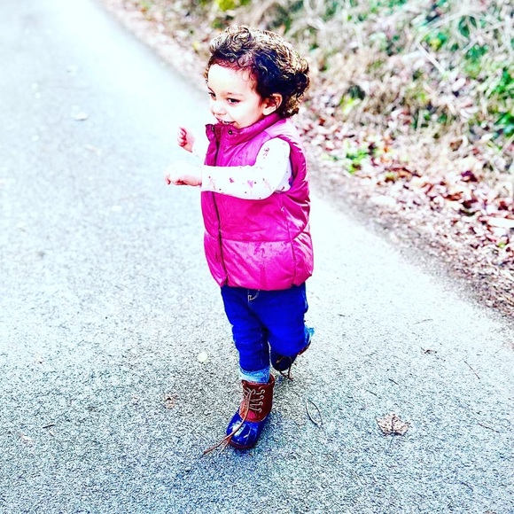 Meet your Posher, Hope - Picture 4 of 12